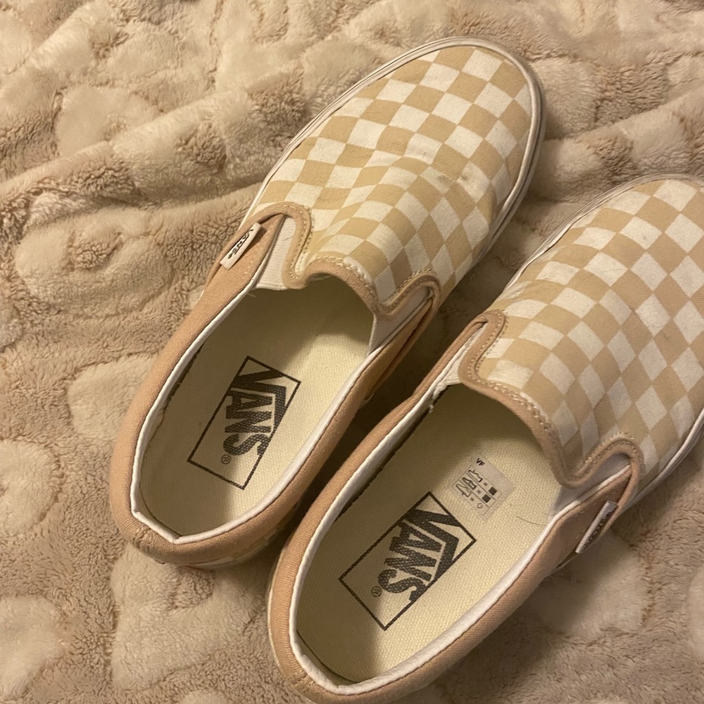 Size 6.5 tan and white checkered vans